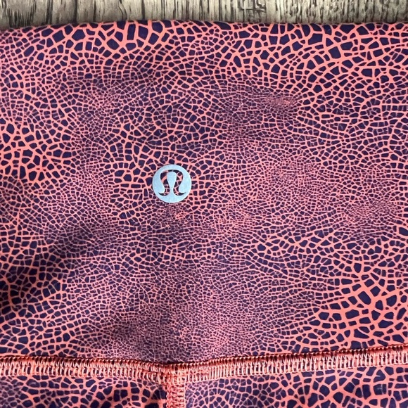 NWOT Lululemon Wunder Train HR Short 5” Size 4 - Picture 2 of 3